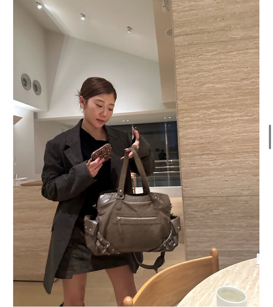 다이닛 스터드 빅백 카키 상품이미지2