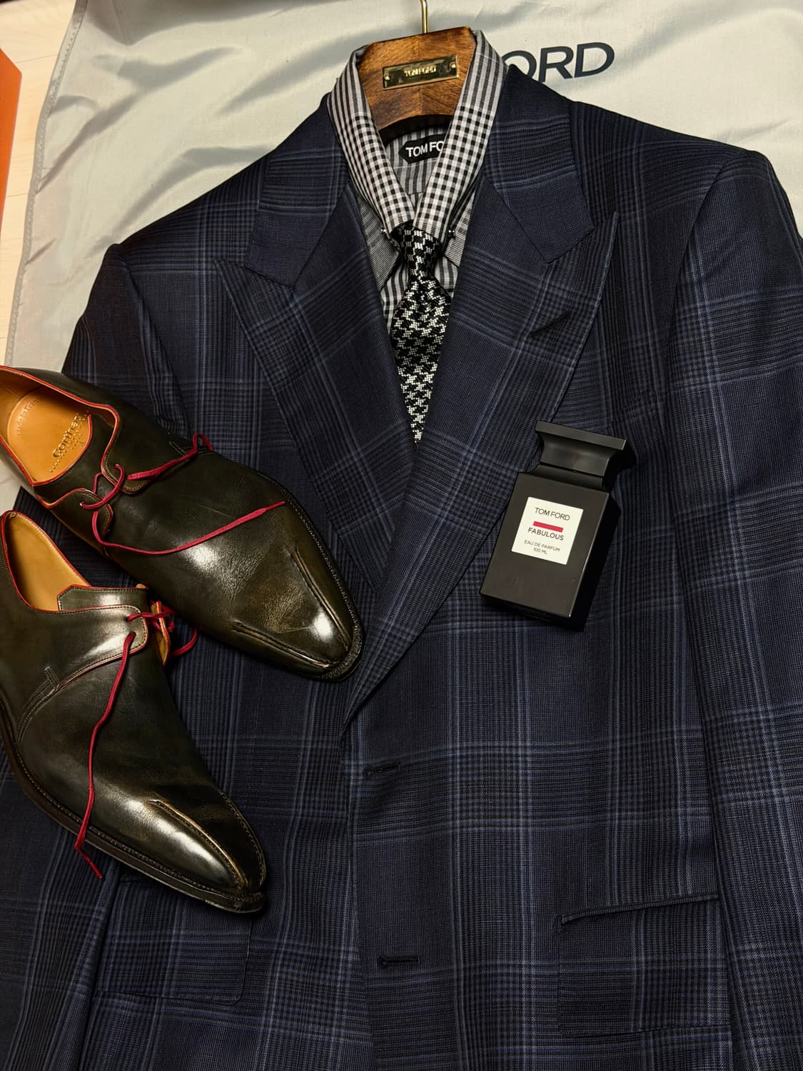 (명작,강추👍)톰포드 프린스웨일 체크 네이비 윈저 수트 상품이미지1