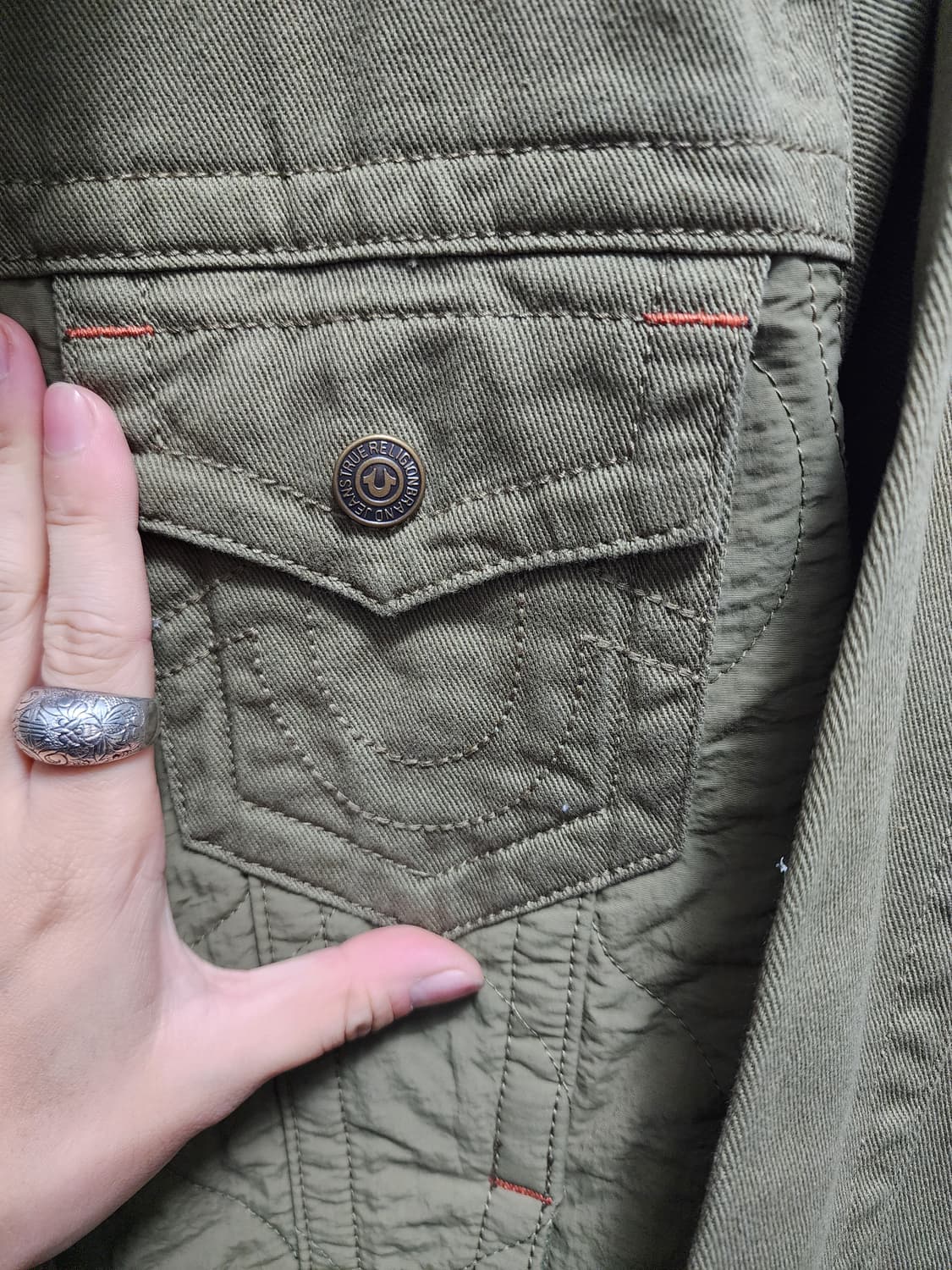 22s 트루릴리젼 퀄팅 카키 자켓 상품이미지3