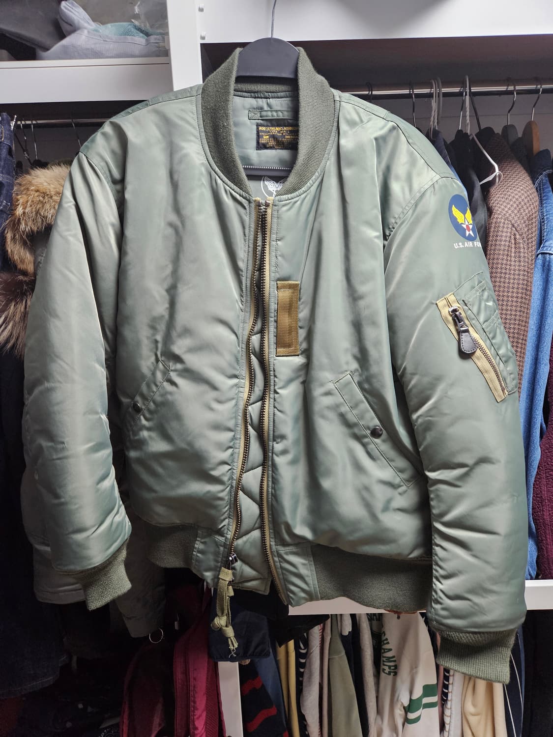 브론슨 국내판  ma-1 M사이즈 판매합니다. 상품이미지1