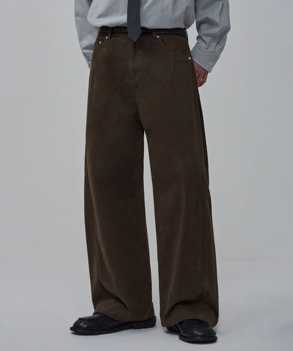 아워데이즈 사이드 턱 워시드 코튼 치노 팬츠 브라운 상품이미지6
