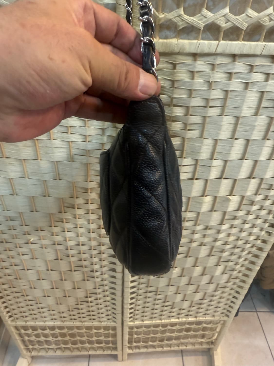 정품 샤넬 캐비어 퀄팅 체인 숄더백 팝니다 상품이미지4