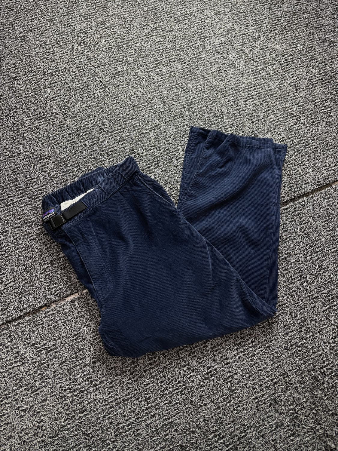 파타고니아 오가닉 GI 와이드 코듀로이 벨티드 팬츠 2185 상품이미지1