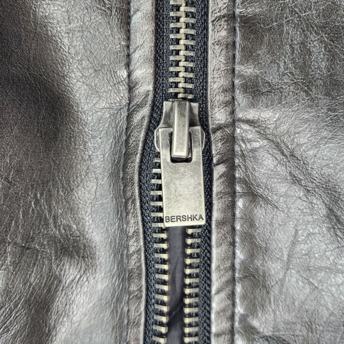 BERSHKA 워싱 레더 자켓  S 상품이미지5