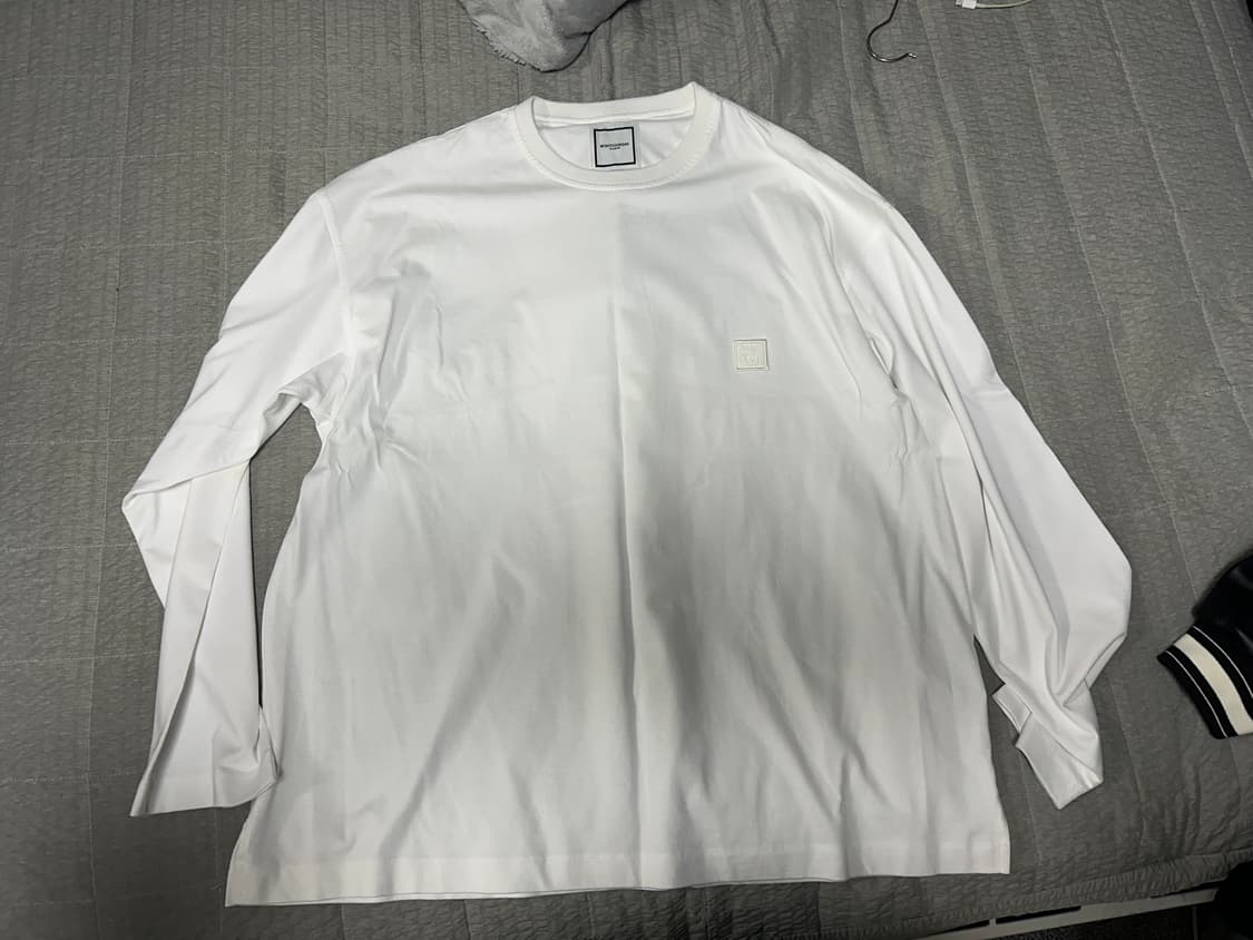 우영미 깃털 롱슬리브 50사이즈 상품이미지1