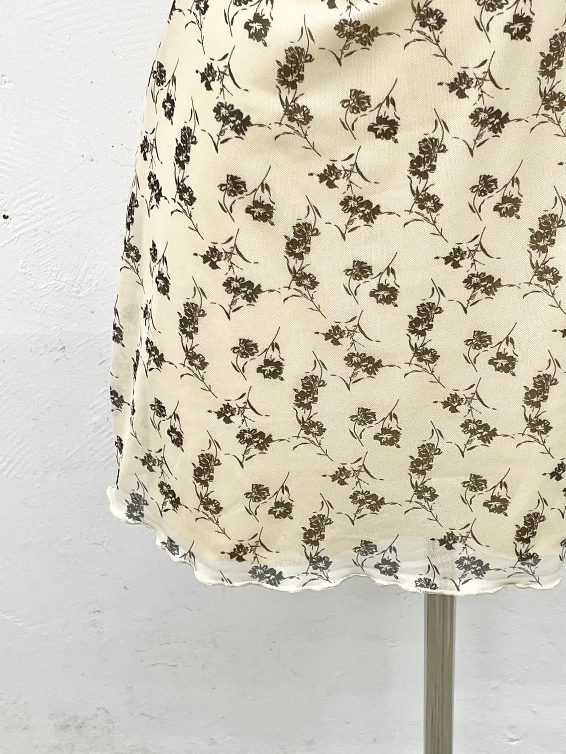 엔틱 플로럴 셔링 원피스 상품이미지3