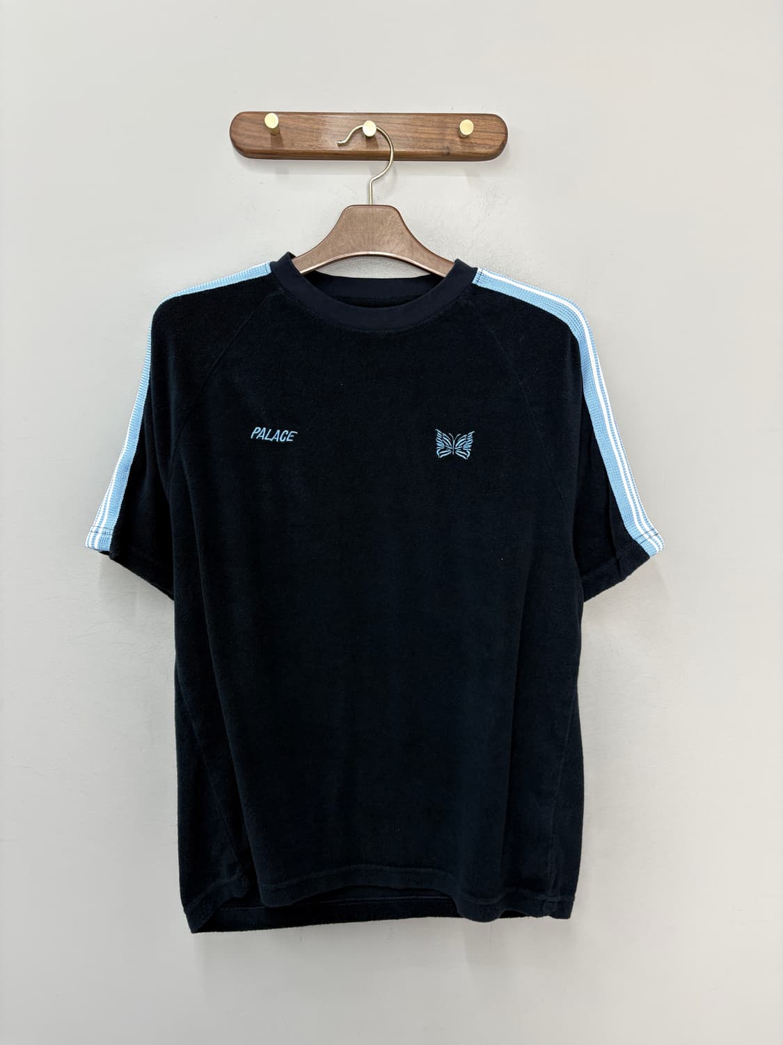 팔라스 X 니들스 24FW 타월링 블랙 반팔 A3816 상품이미지2