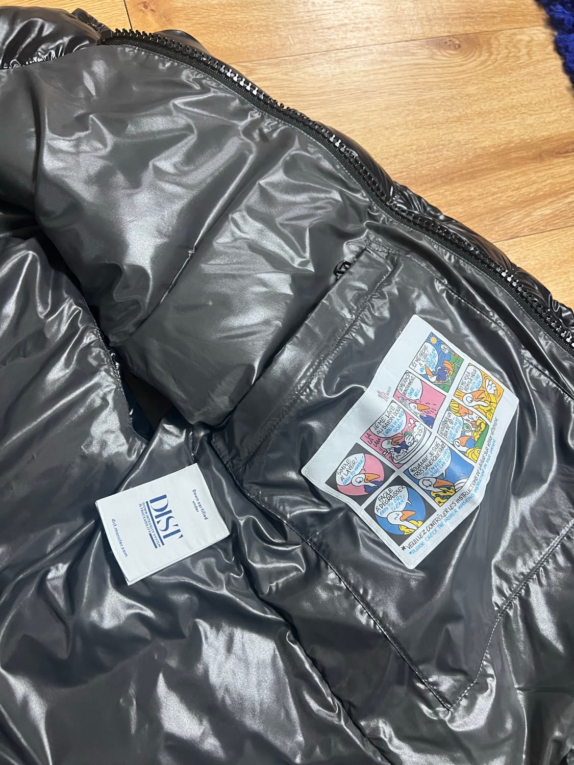 몽클레어 팁다운 질레 블랙 덕다운 베스트 (5) 상품이미지4