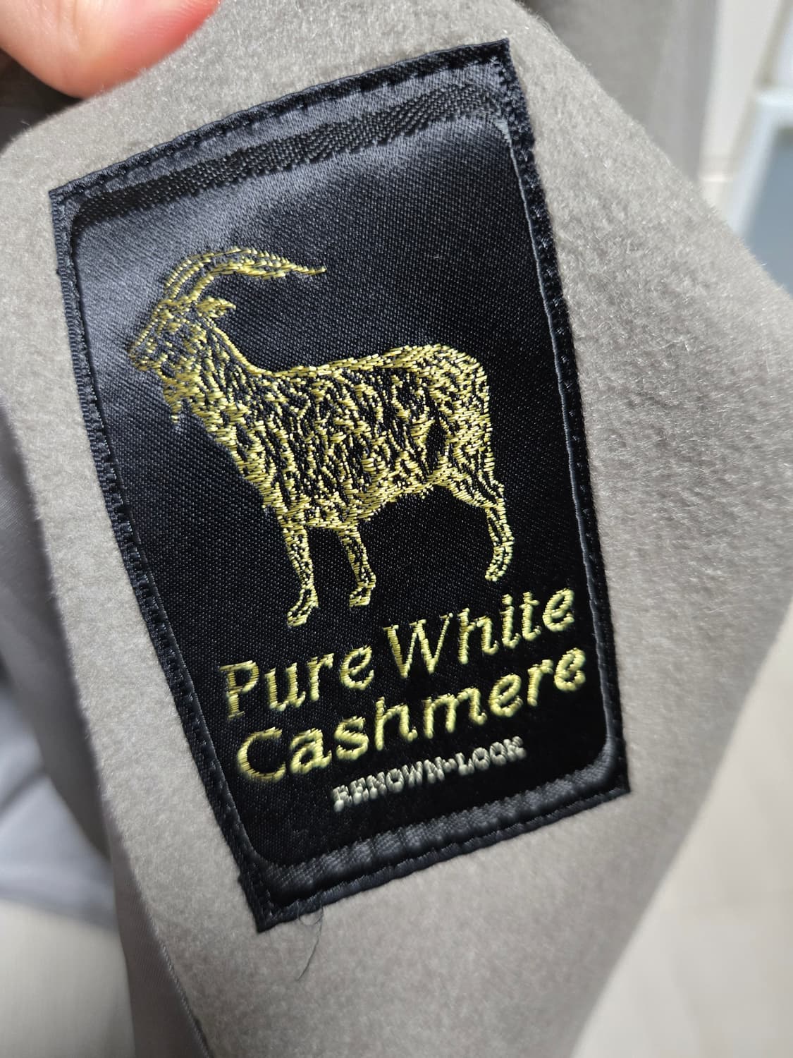 캐시미어 100 코트 코코아베이지 색상 상품이미지3