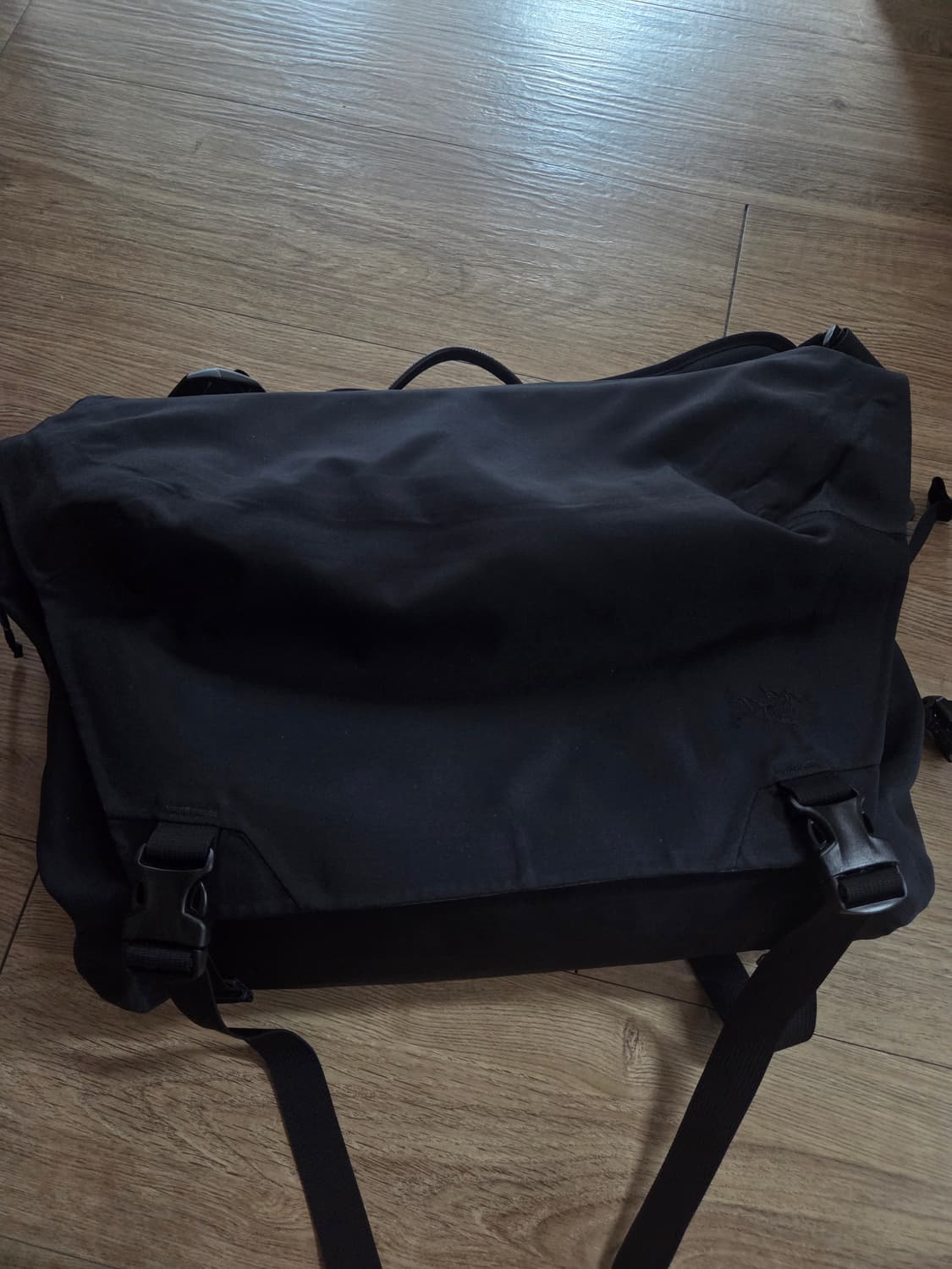 아크테릭스 리프 메신저가방 상품이미지1