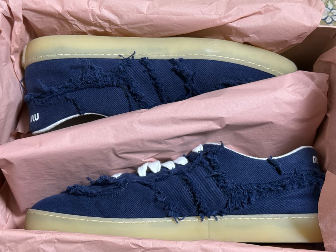 미우미우 데님 스니커즈 37.5사이즈 풀박 상품이미지6