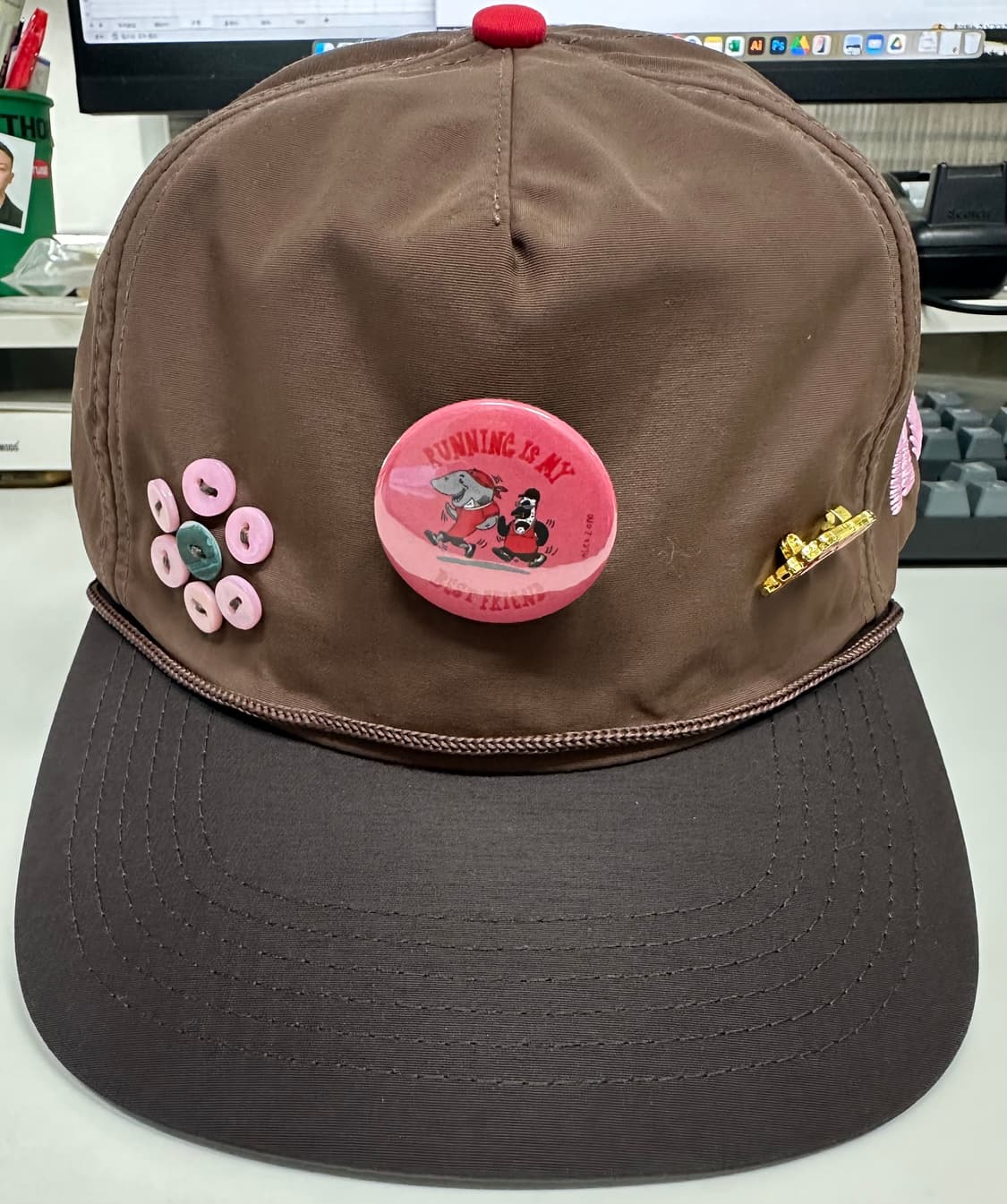 alex zono 알렉스 조노 뱃지 모자 상품이미지1