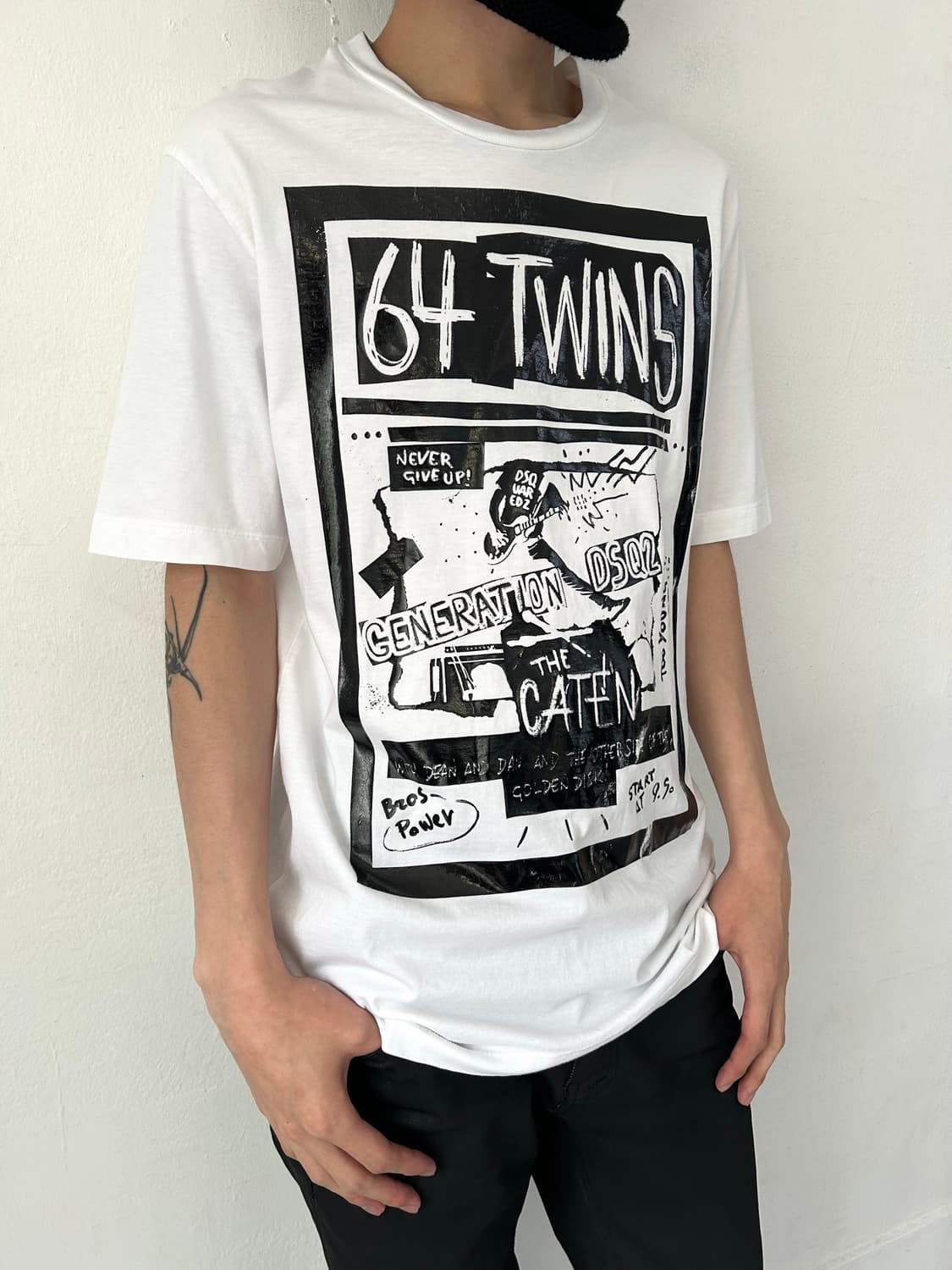 디스퀘어드 64 Twins 실크 그래픽 반팔 화이트 상품이미지2