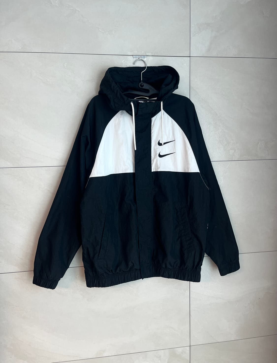 [L/100] 나이키 더블 스우시 윈드러너 우븐 바람막이 상품이미지3