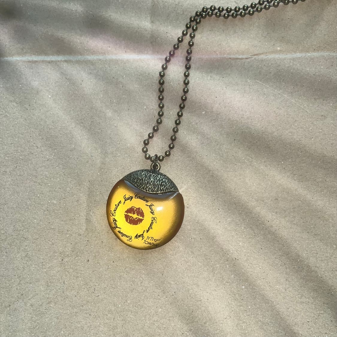 빈티지 목걸이 입술 레터링 문진 갸루  상품이미지2