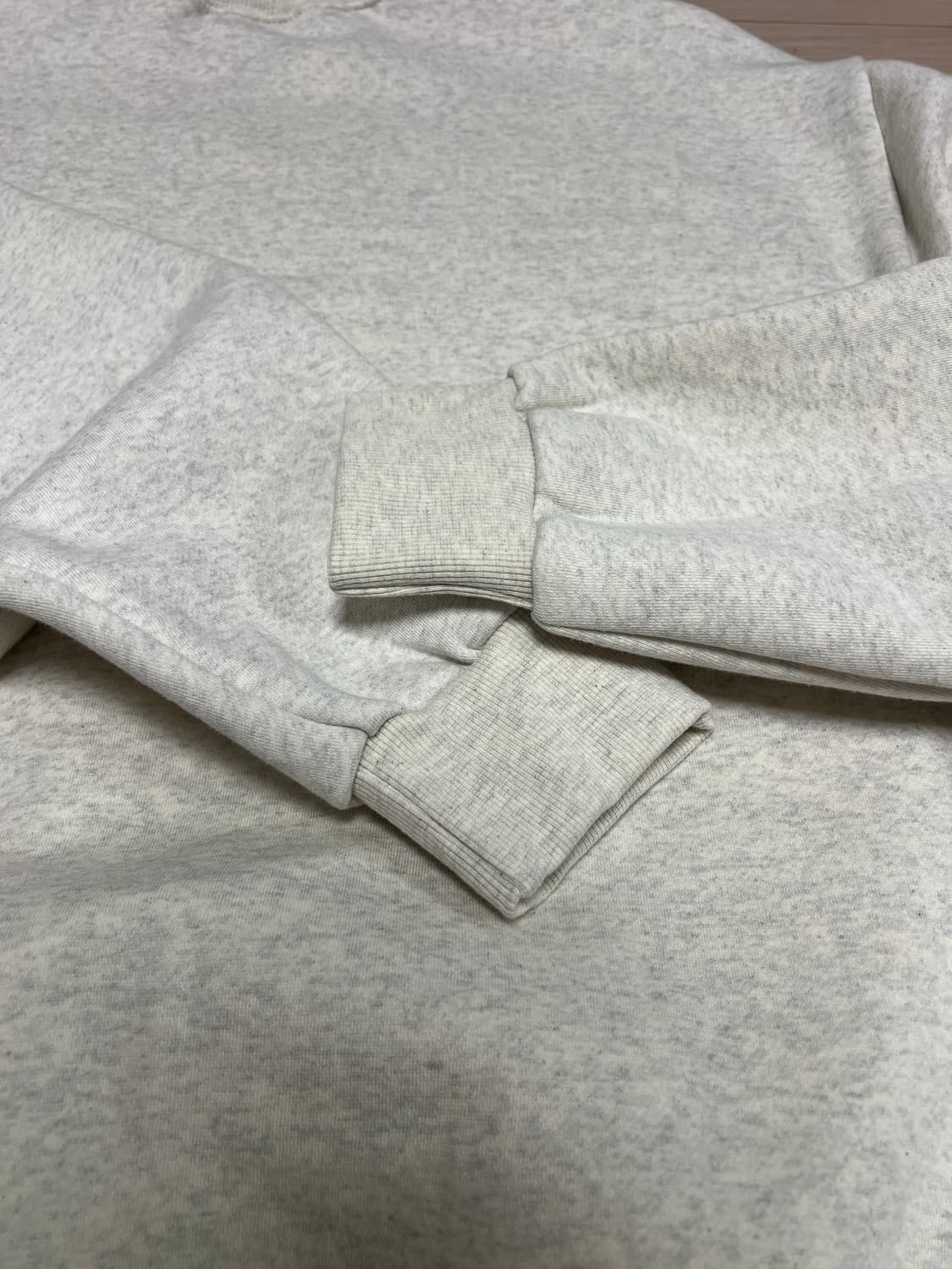 OVERSTAND 오버핏 기모 맨투맨 / 라이트 그레이 상품이미지7