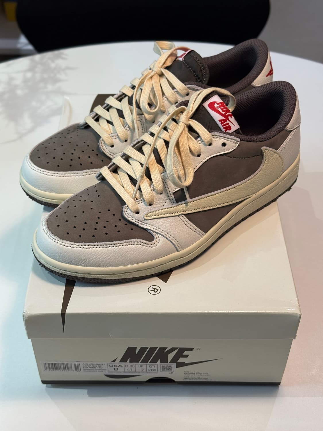 [260] 나이키 조던1 트래비스스캇 로우 세일 앤 리저록 상품이미지1