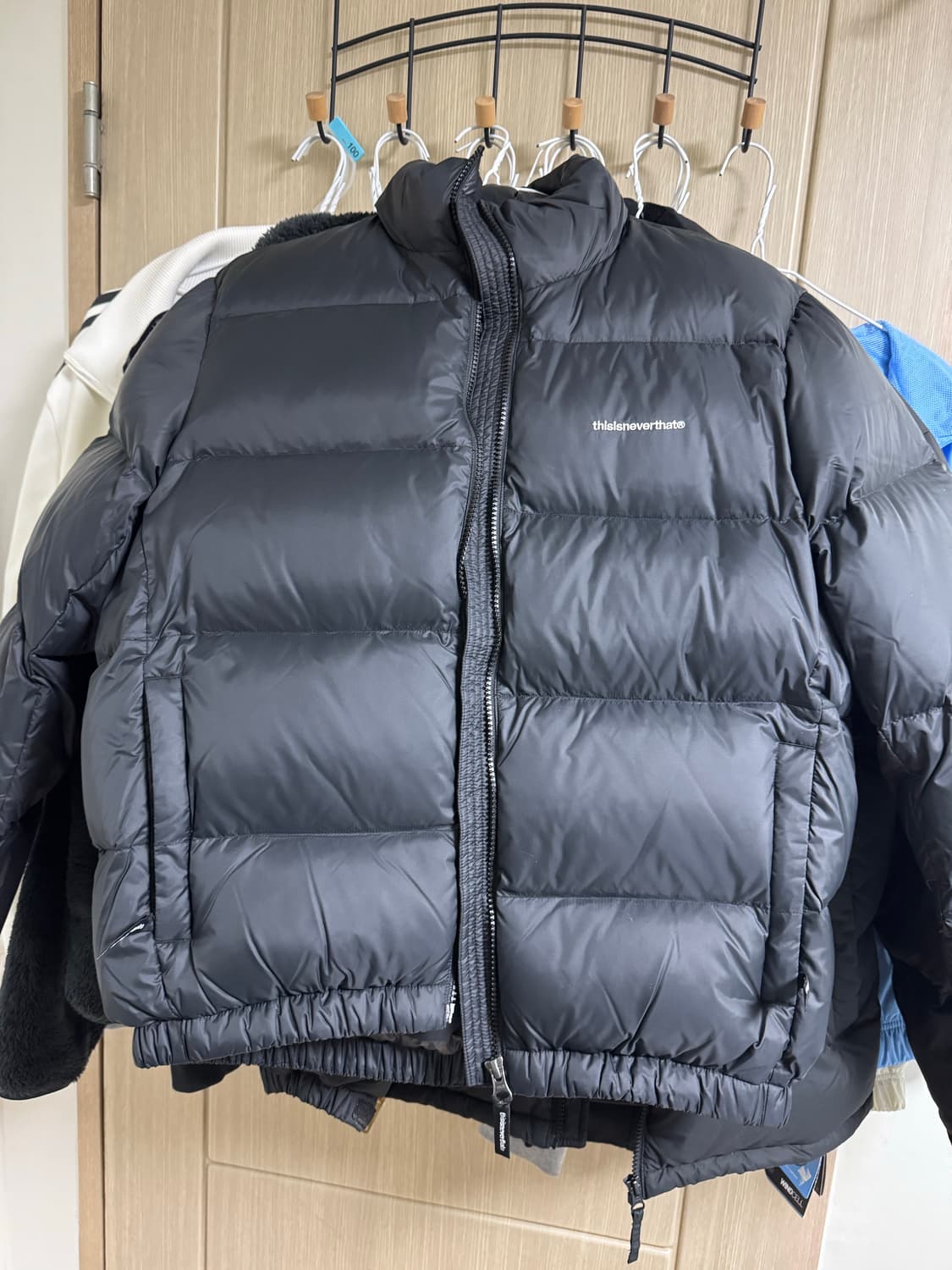 디스이즈네버댓 패딩 새상품 상품이미지3