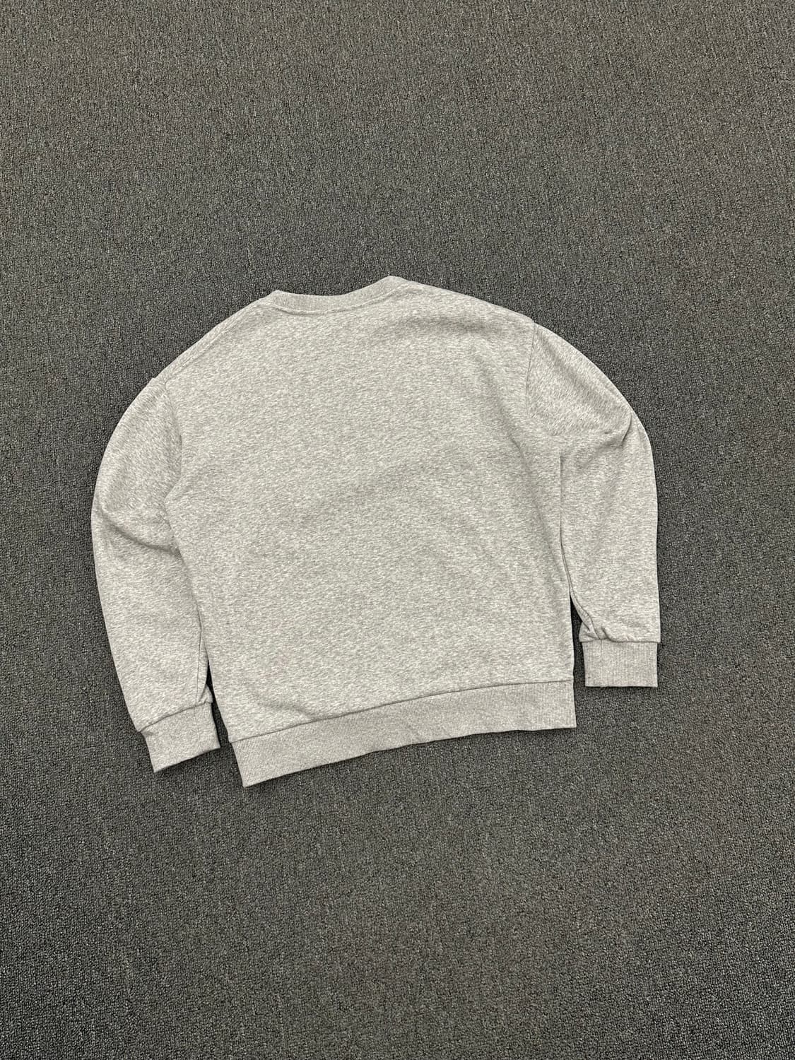 L)산리오 헬로키티 빈티지 그레이 플리스 스웻셔츠 상품이미지7