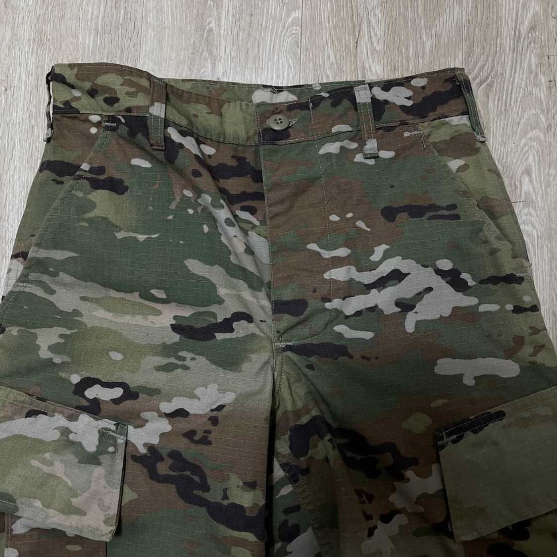 미군 밀리터리 OCP 멀티캠 카모 컴뱃 바지 SMALL - SHORT 상품이미지2