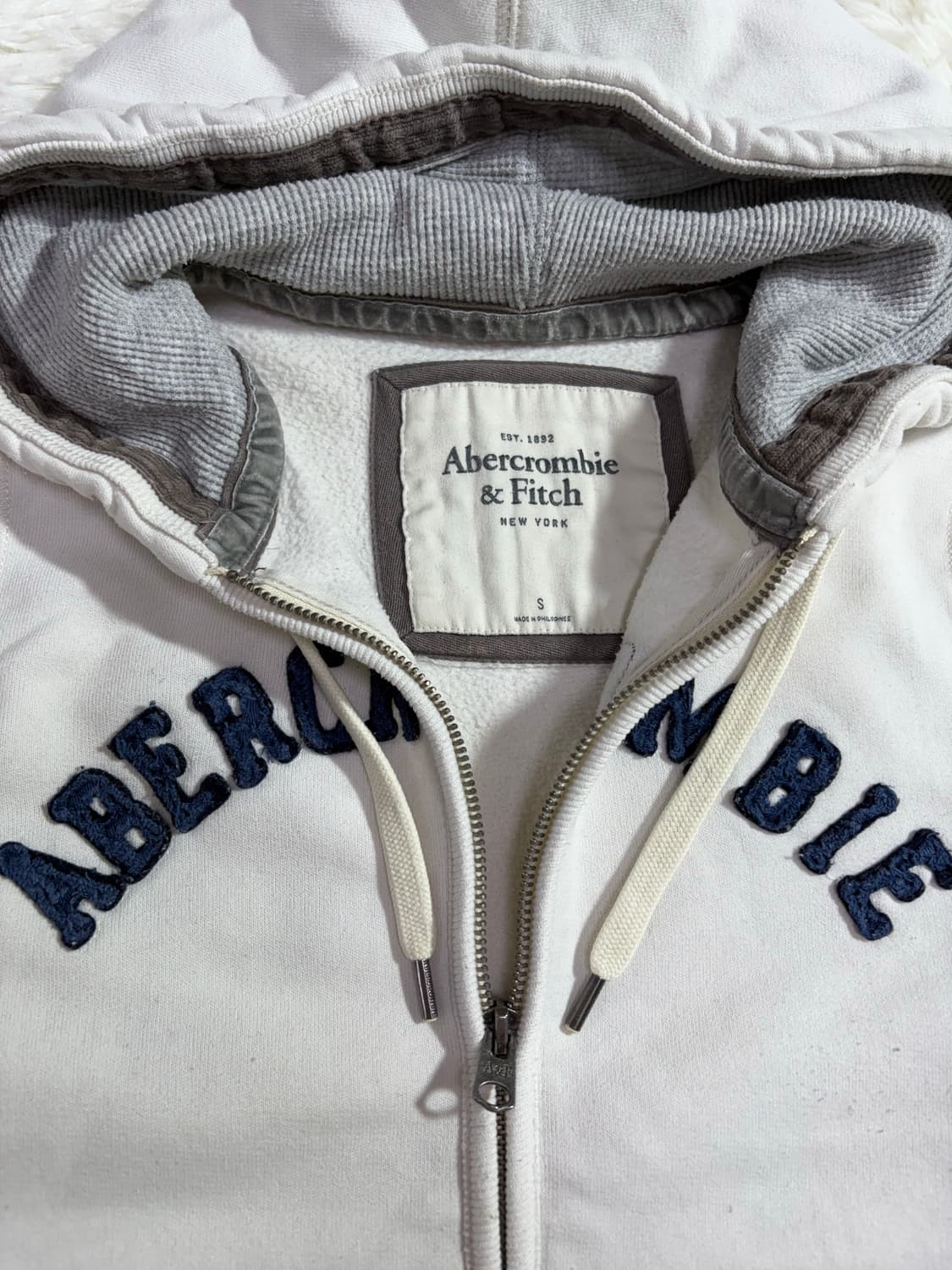 아베크롬비 화이트 딱붙핏 후드집업  상품이미지5