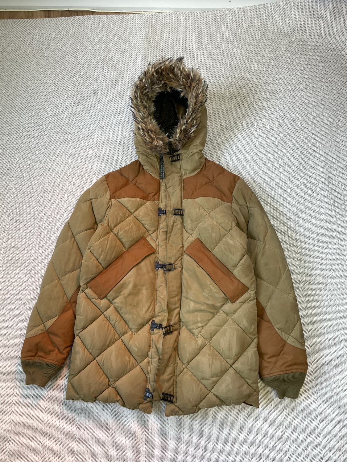 나이젤 카본 x 에디바우어 패딩 J03260 상품이미지1