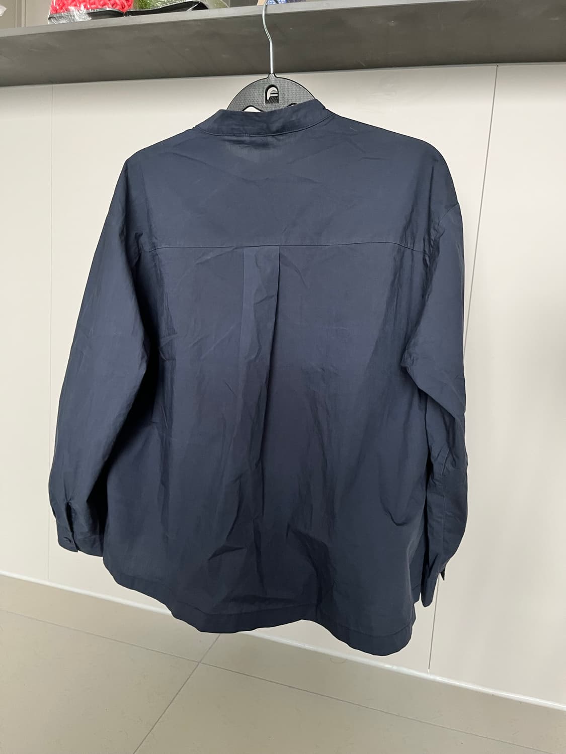 꼬모니노즈 셔츠 네이비 상품이미지3