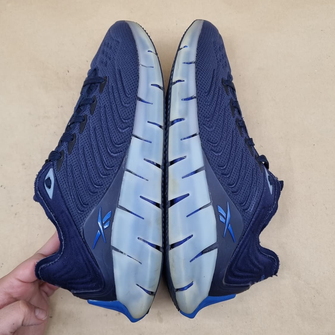 리복 직키네티카 남성운동화270  상품이미지5