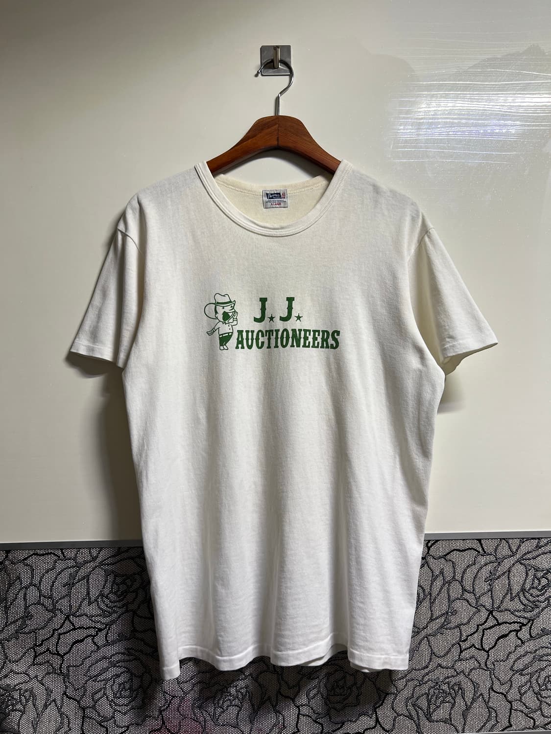 페로우즈 J.J. Auctioneers 반팔 티셔츠 상품이미지1