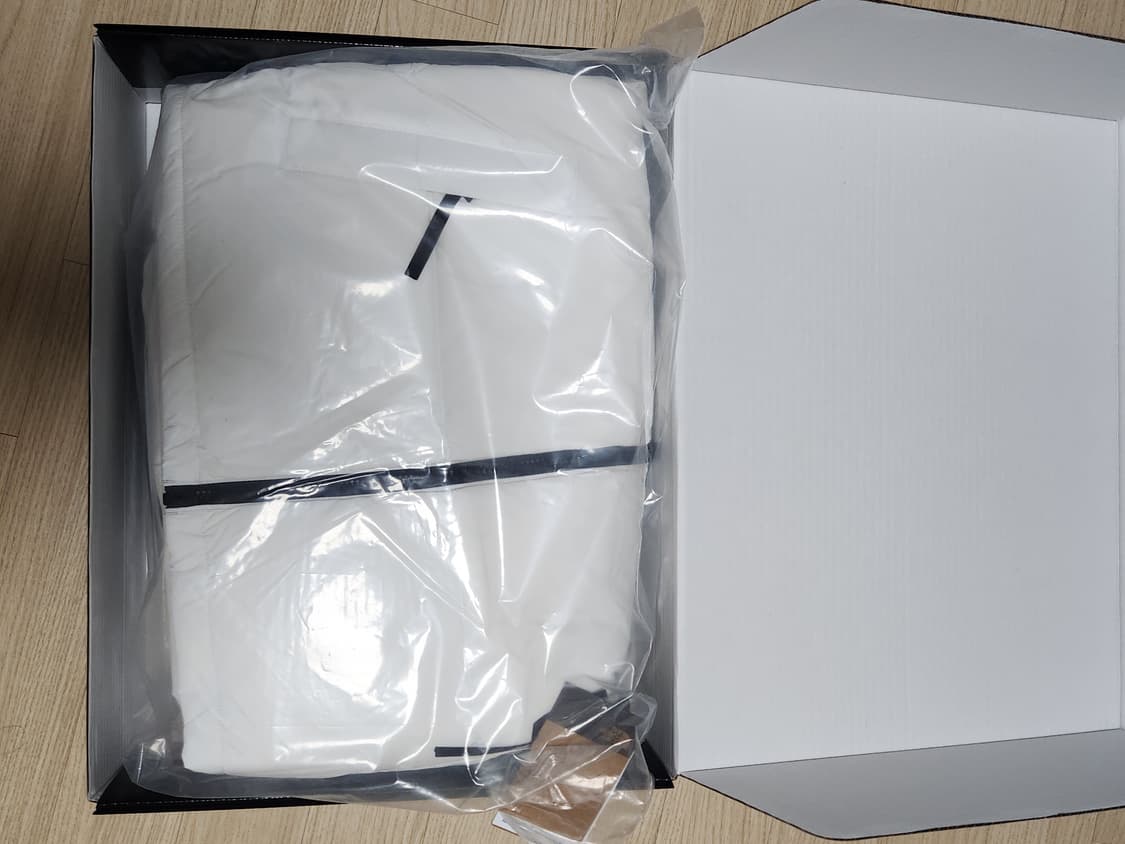 새상품 노스페이스 1996 레트로 눕시 700 화이트 급처 상품이미지2