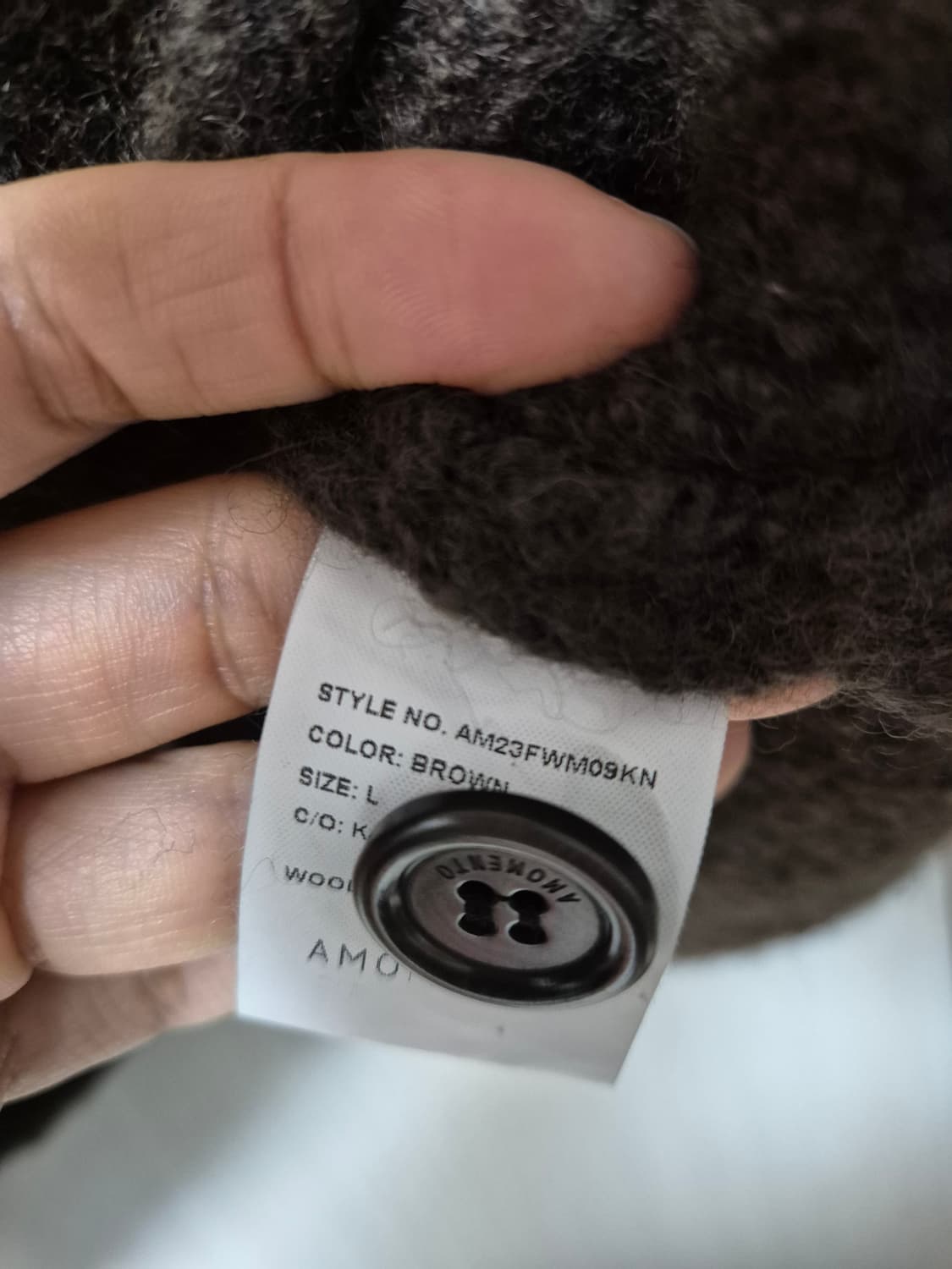 아모멘토 원버튼 컬러니트 카라니트 남성 23년 상품이미지8