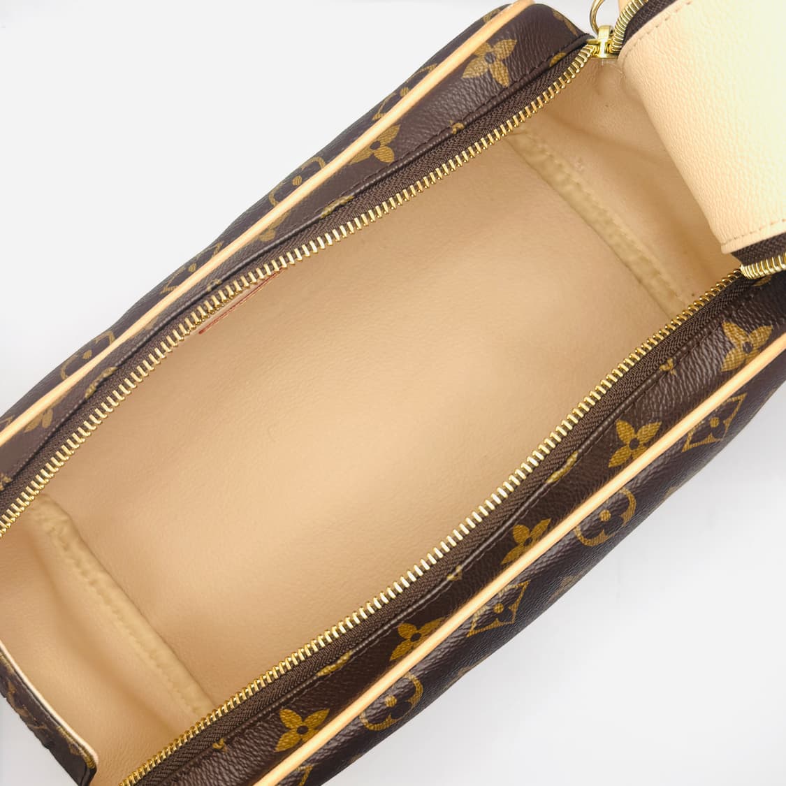 루이비통 돕 키트 상품이미지4