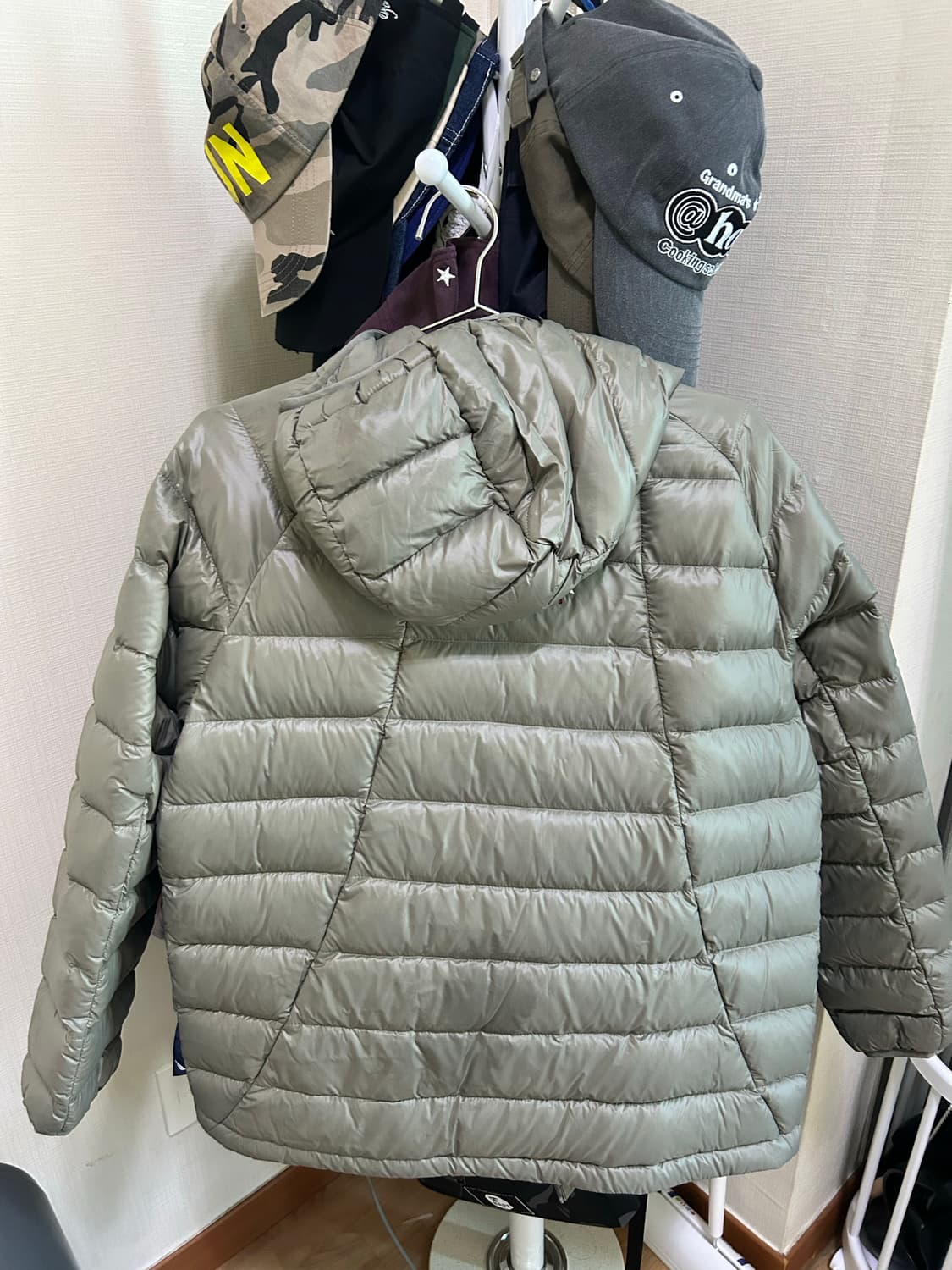 노티카 경량패딩 올리브 L사이즈 상품이미지3