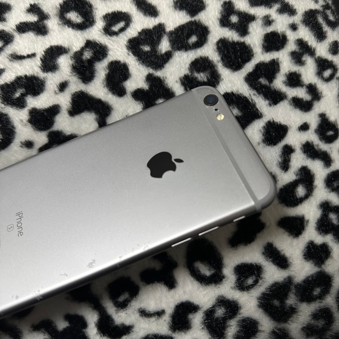 아이폰 6s+ 스페이스그레이 128GB 상품이미지3