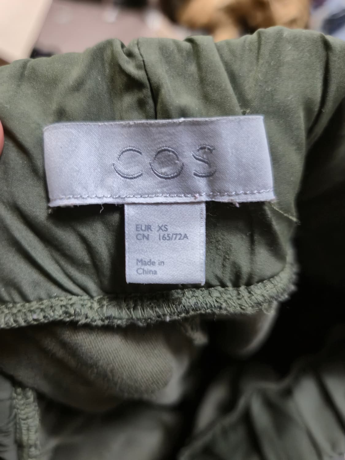 코스 올리브색 트레이닝 조거팬츠 상품이미지10