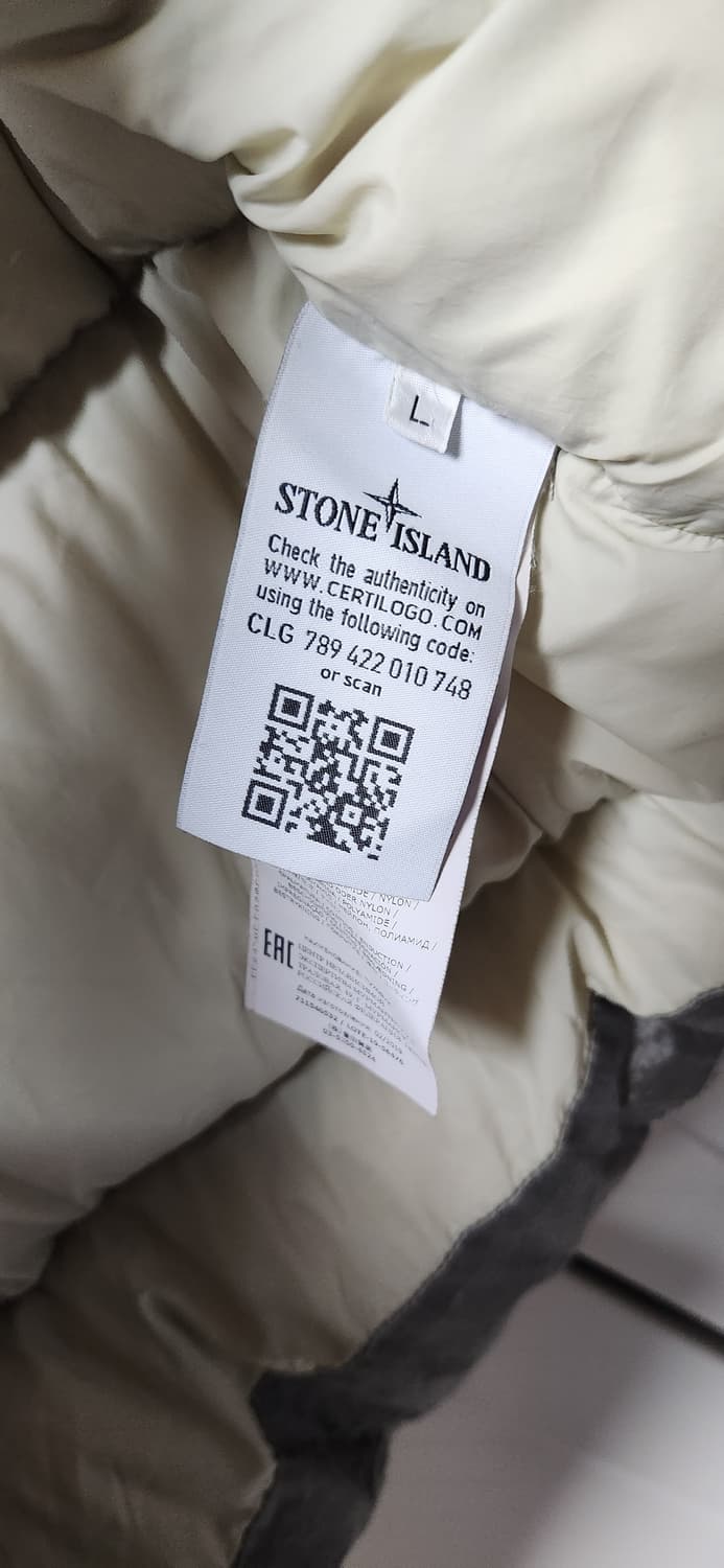 스톤아일랜드 나일론 메탈 그레이 패딩 자켓 상품이미지8