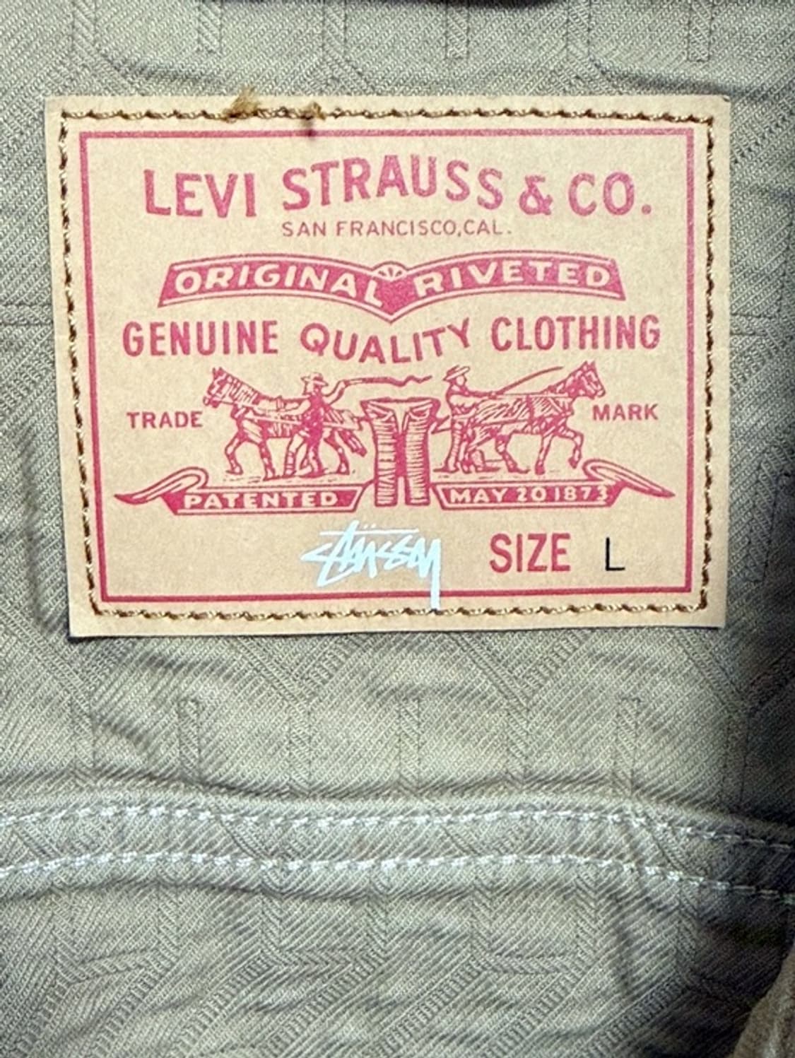 스투시X리바이스 자카드 트러커 자켓 판매합니다. [브라운/L] 상품이미지3