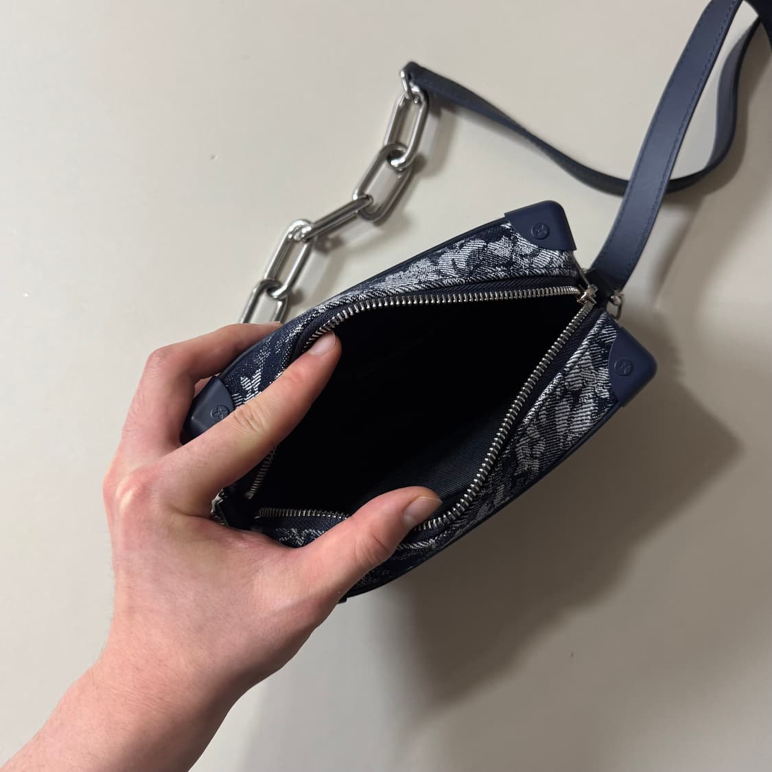 [한정판/당일출고]루이비통 테피스트리 소프트트렁크 크로스백 상품이미지6