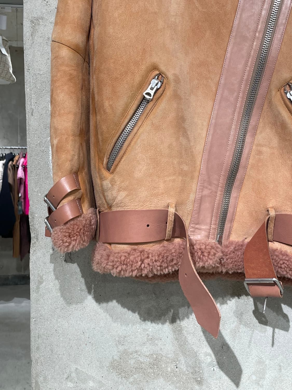 아크네 스튜디오 인카나딘 벨로시테 램 시어링 무스탕 상품이미지4