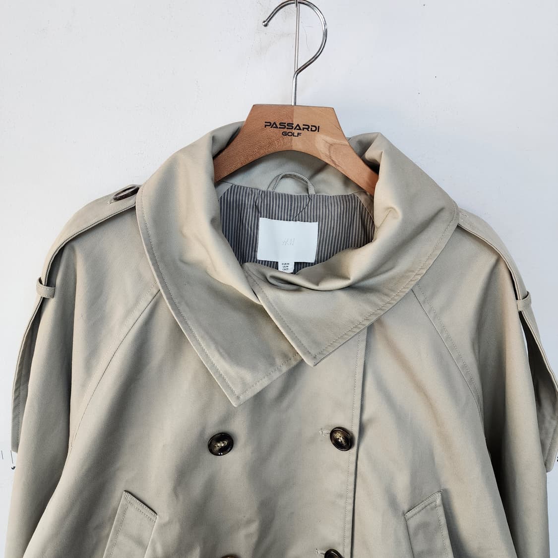 H&M 크롭 트렌치 자켓 상품이미지2