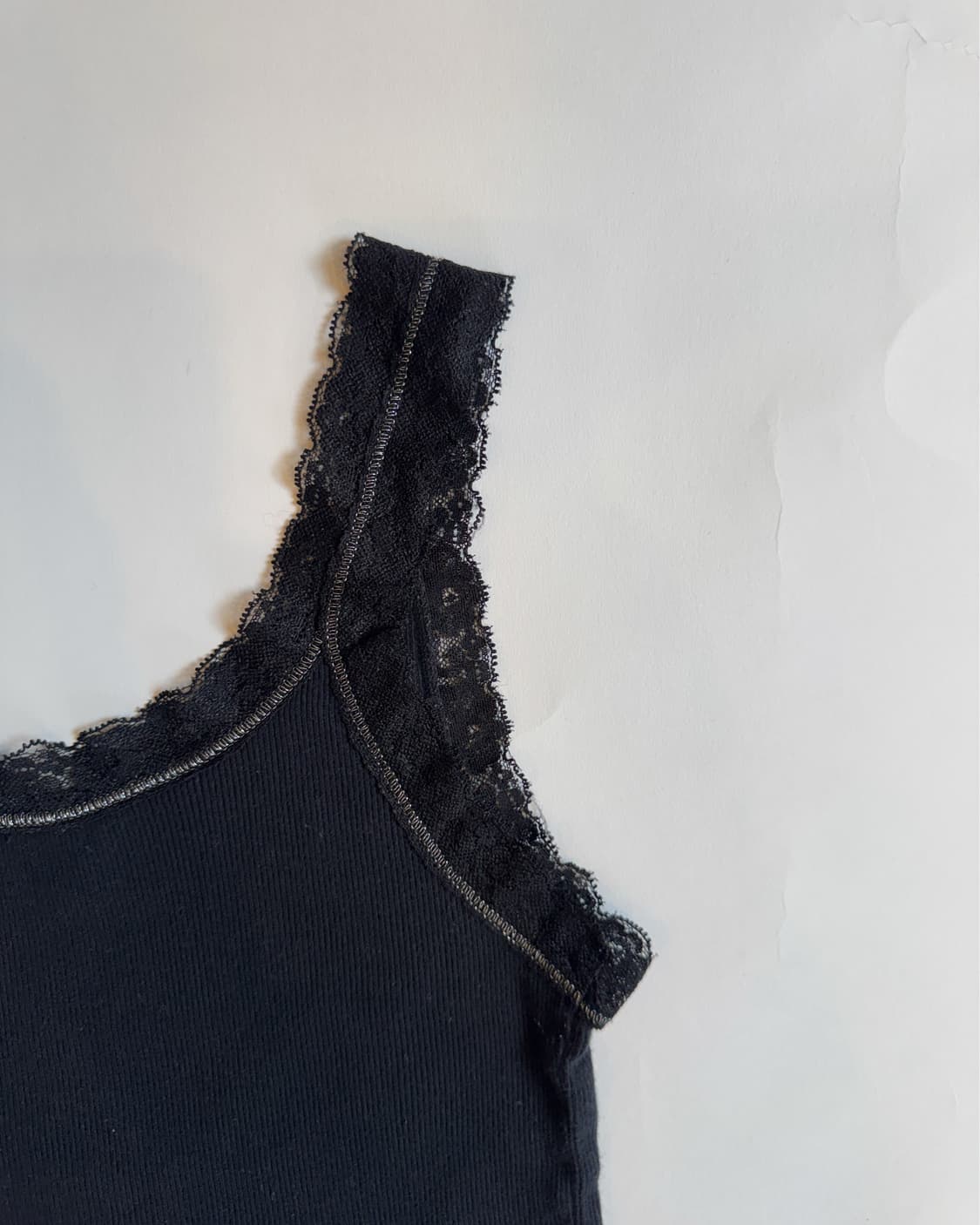 BLACK LACE TRIM CAMISOLE 상품이미지2