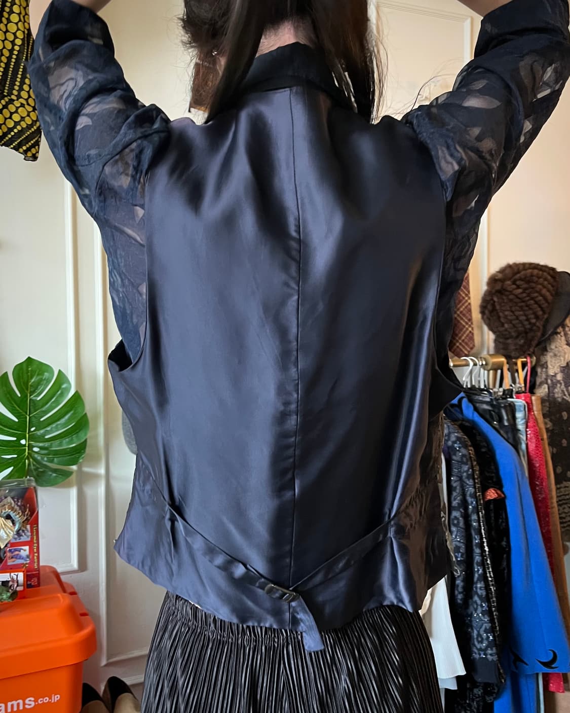 Paul Smith Archive 3D Brushed Silk Vest 상품이미지3