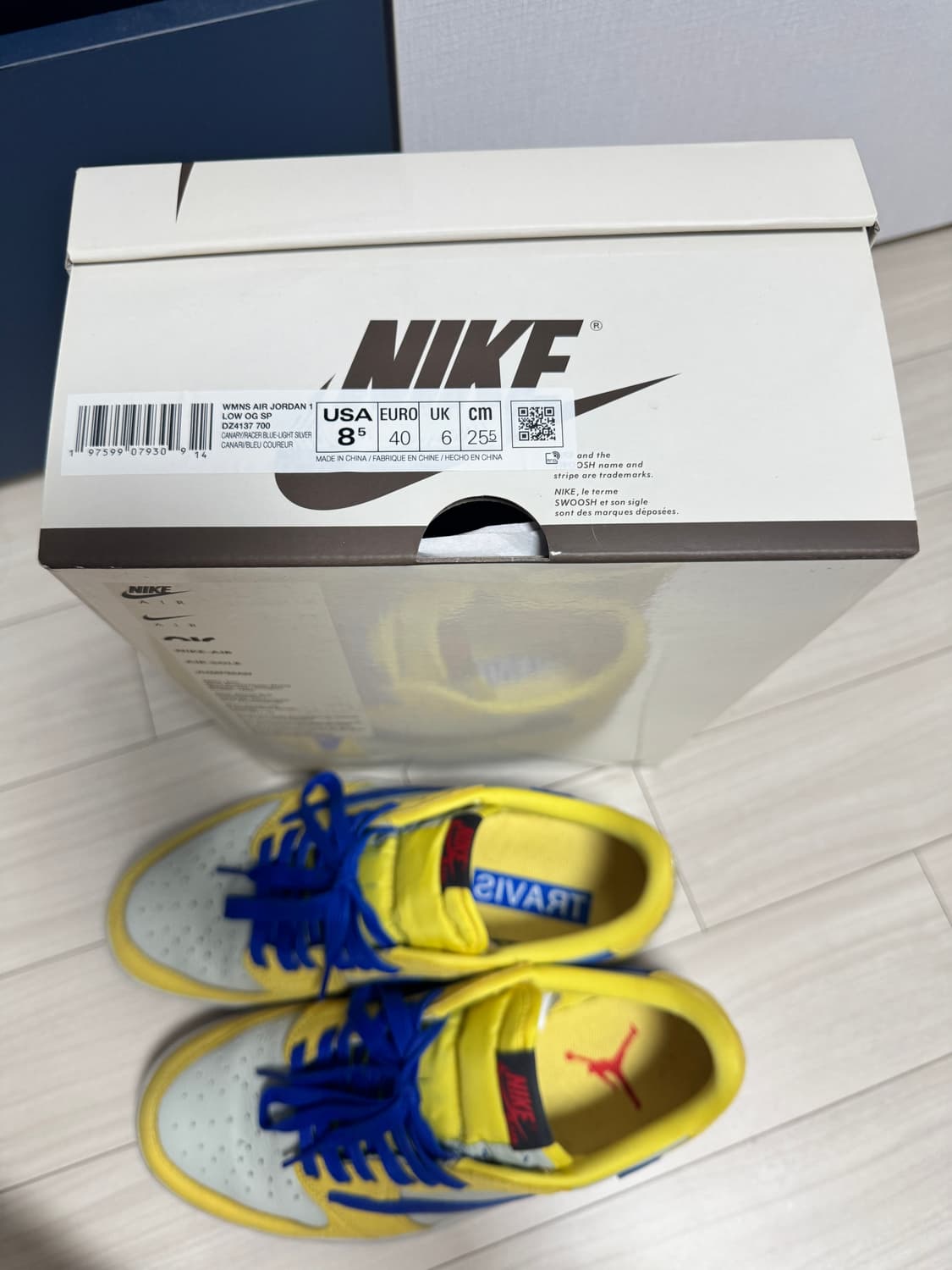 트레비스스캇 조던1 로우 카나리 상품이미지8