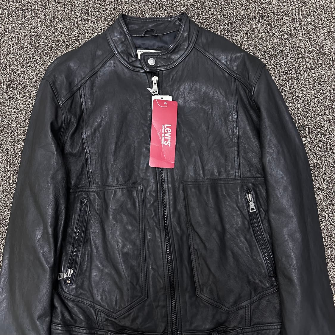 [새상품] 리바이스 양가죽 라이더 자켓 블랙 L 상품이미지2