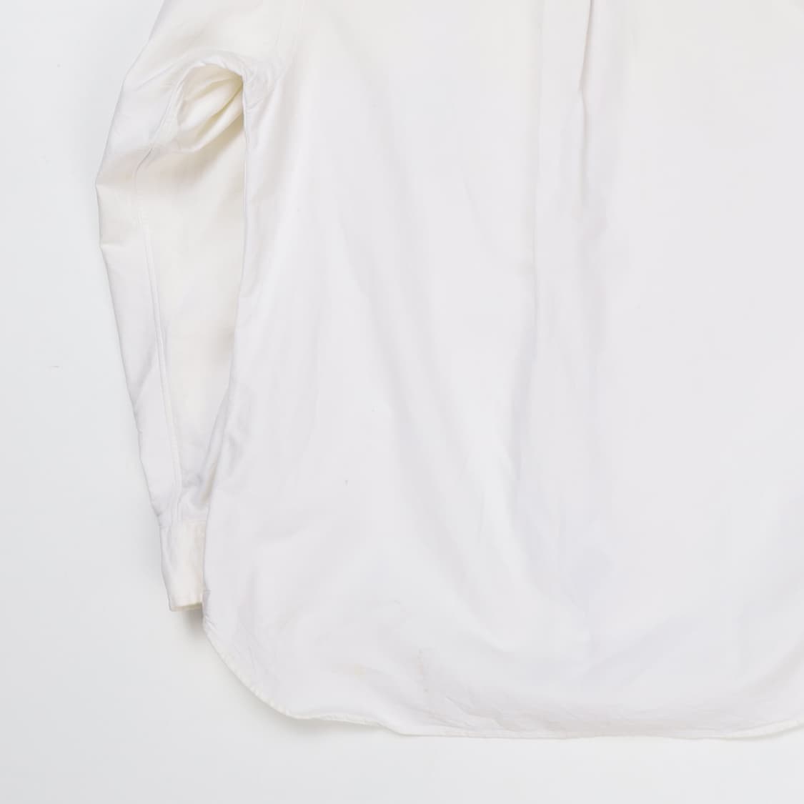 폴로 쉴드패치 로고 화이트 셔츠  상품이미지9