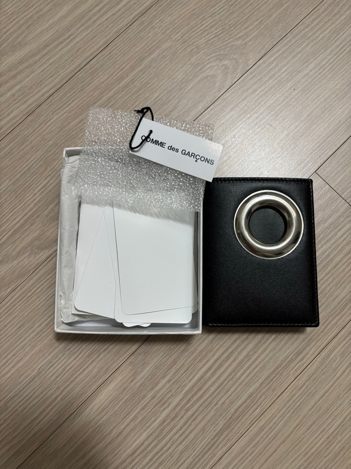 꼼데가르송 아일렛 지갑 상품이미지1