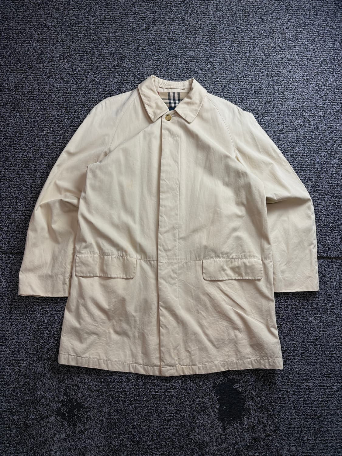 버버리 미니멀 아카이브 맥코트 베이지 3124 상품이미지2