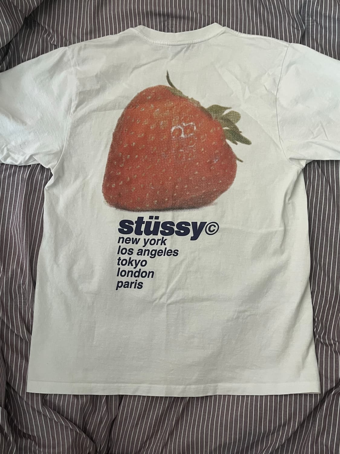 (M)스투시 스트로베리 티셔츠 반팔 화이트 상품이미지1