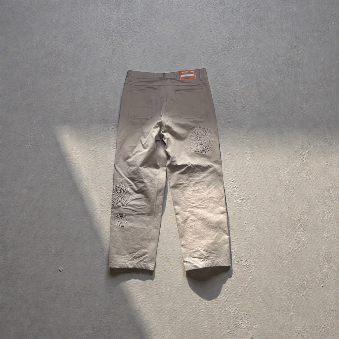 Spiral Rubber EMB Pants (BEIGE) 판매합니다 상품이미지2