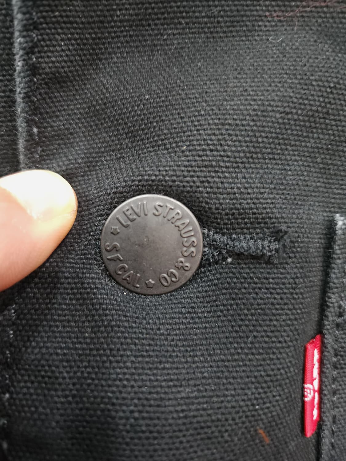 리바이스 블랙 데님 커버롤

 상품이미지2